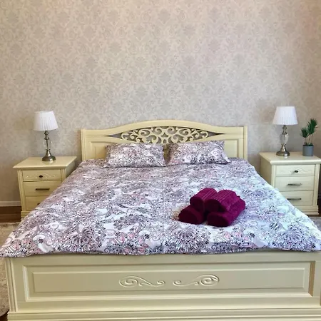 Апартаменти Gradinarilor 17
